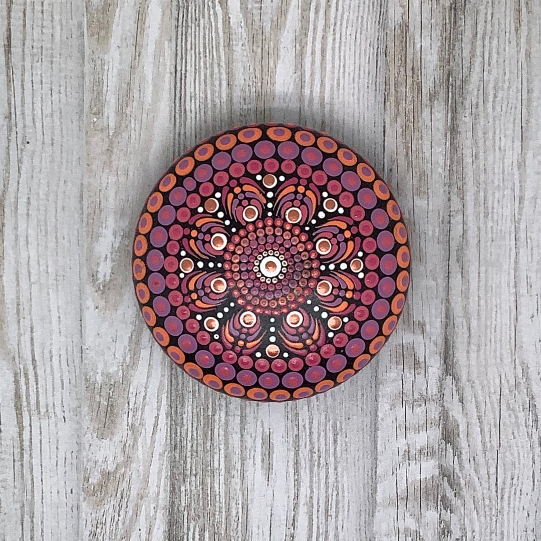 Mandala Steen in roze, lavendel en oranje