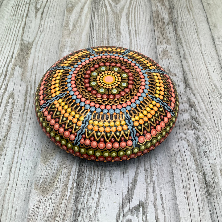 Hand Painted Mandala Stone in Soft Pastel Colors with Gold Accents – 10 cm Meditation or Gratitude Stone