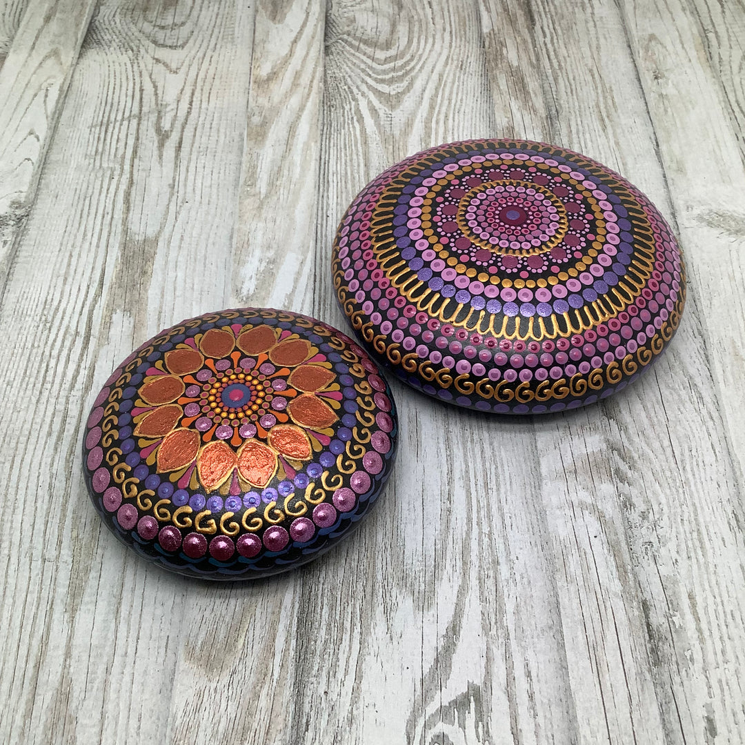 Mandala Steen in koper, roze en paars