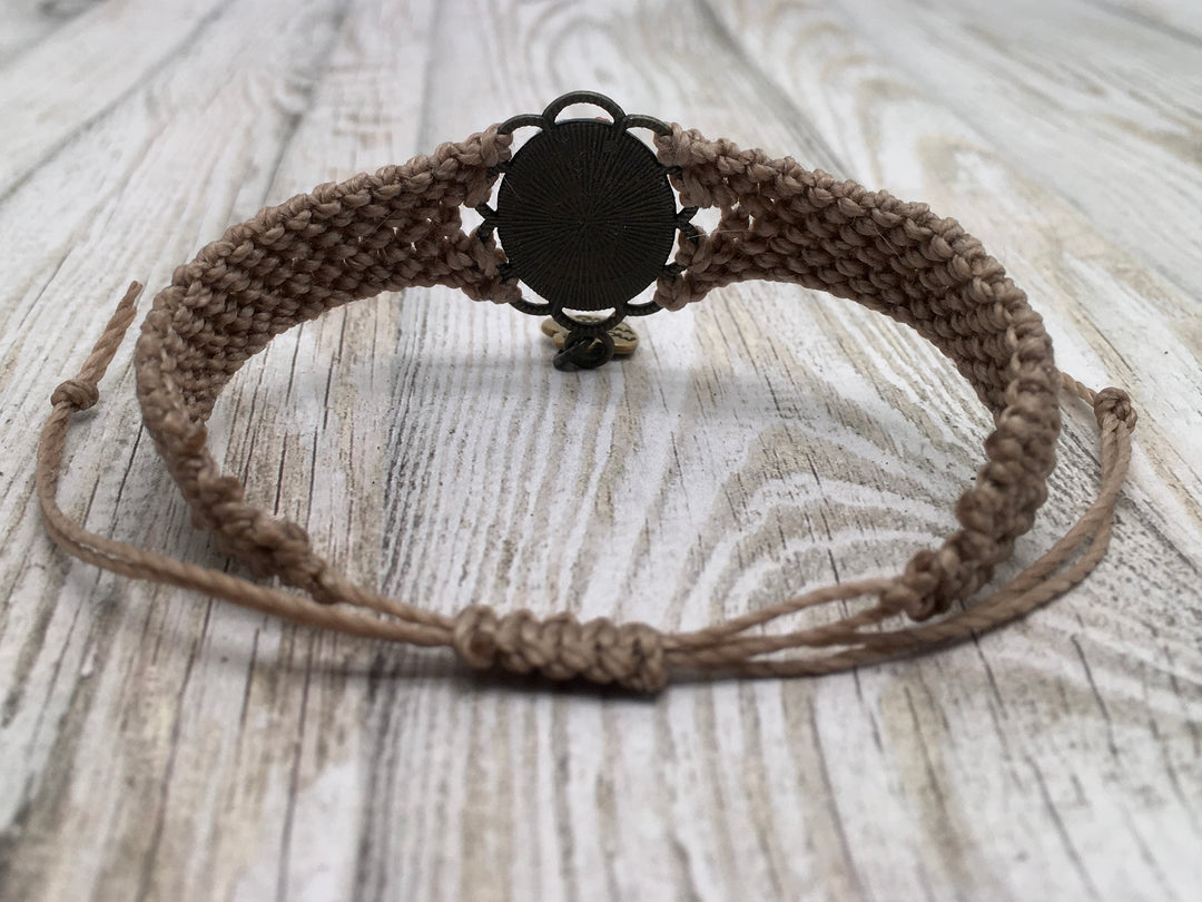 Macramé Armband met Bloem Cabochon