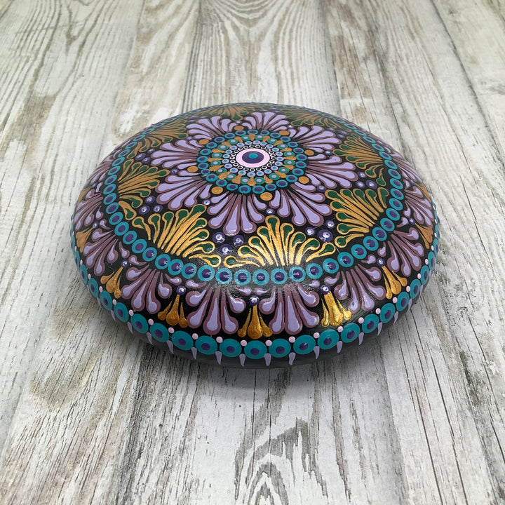 Decoratieve Steen Mandala Swooshes in roze en goud