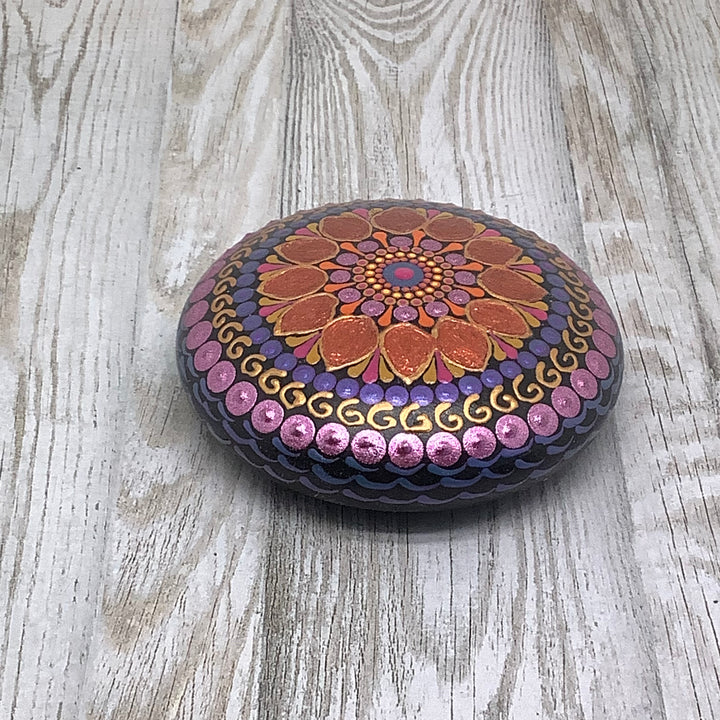 Mandala Steen in koper, roze en paars