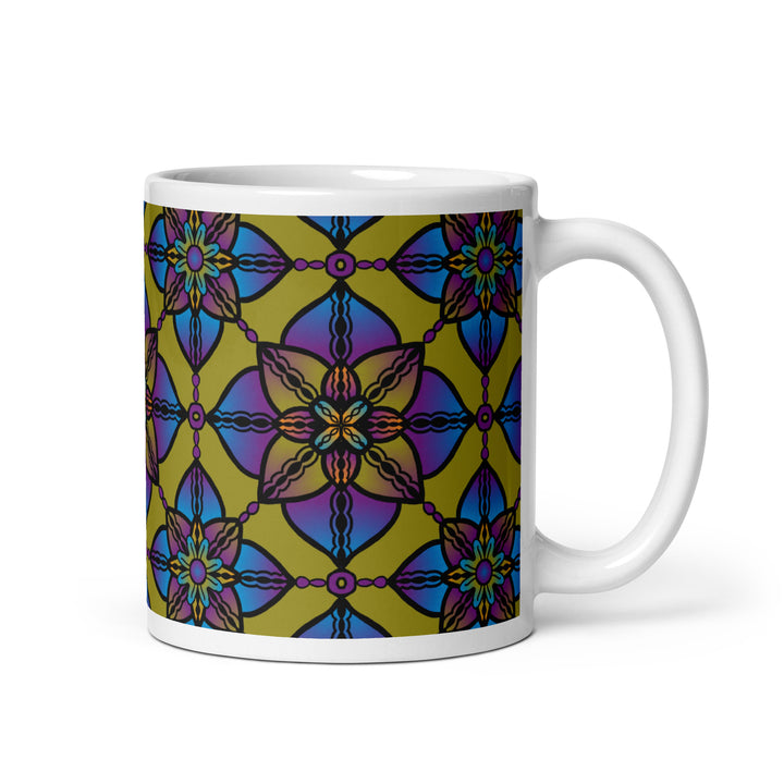 Vibrant Harmony: Caleidoscoop Mandala mok in paars, blauw en geel