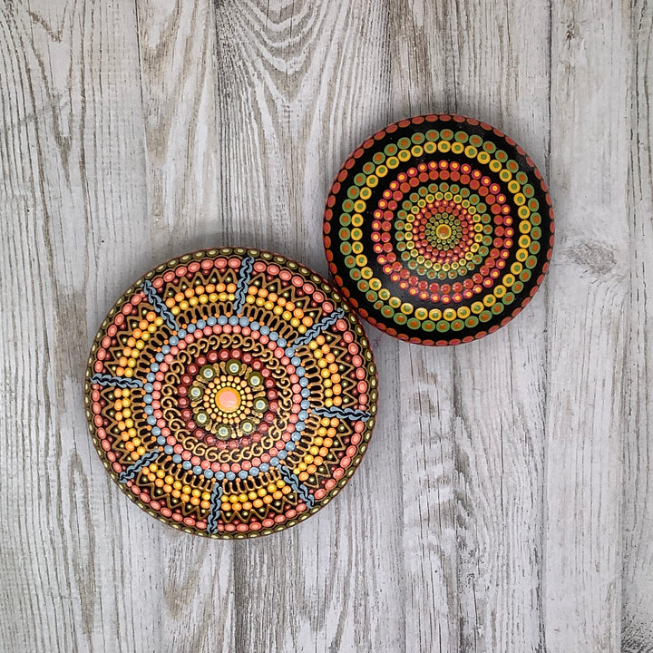 Hand Painted Mandala Stone in Soft Pastel Colors with Gold Accents – 10 cm Meditation or Gratitude Stone