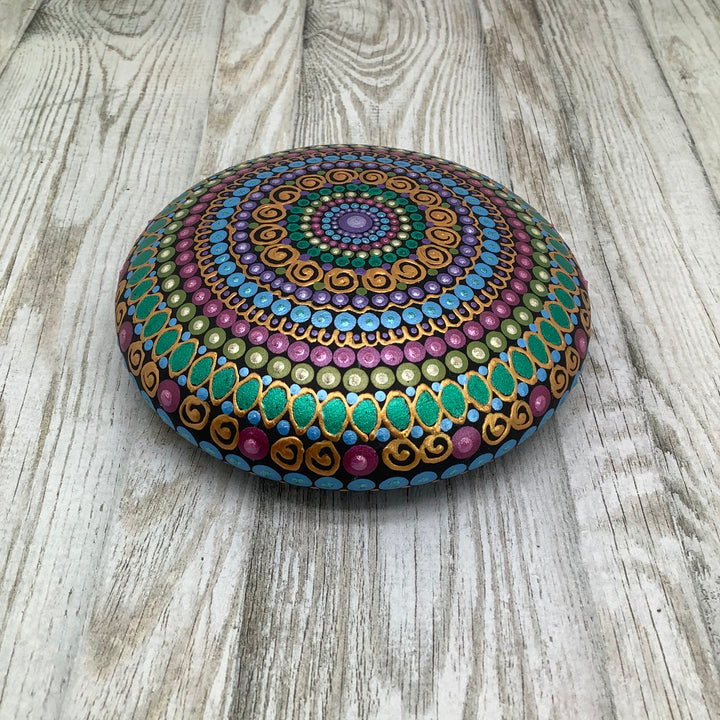 Decoratieve Steen  Mandala in metallic tinten 