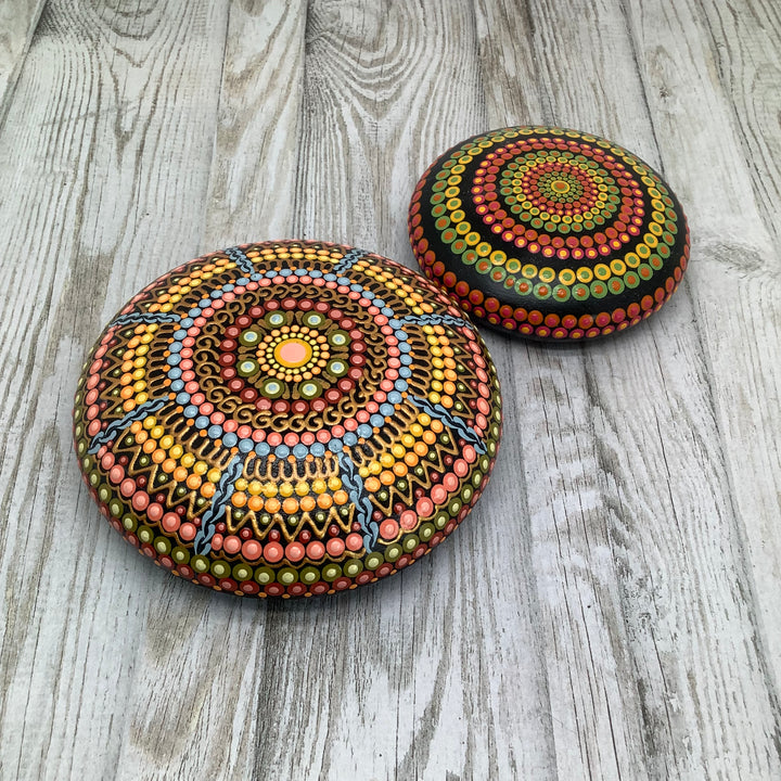 Hand Painted Mandala Stone in Soft Pastel Colors with Gold Accents – 10 cm Meditation or Gratitude Stone