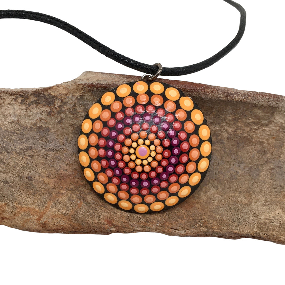 Mandala-halsketting in warme kleuren