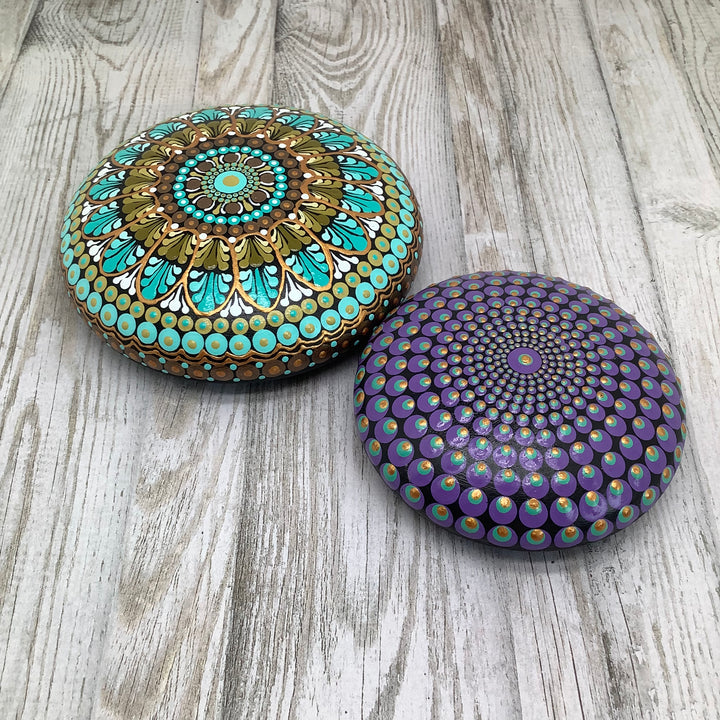 Mandala Stone Mint Green, Olive, White and Gold medium