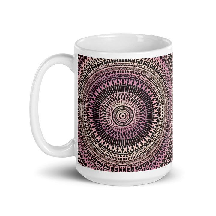 Graceful Mandala: lichtroze en beige mok
